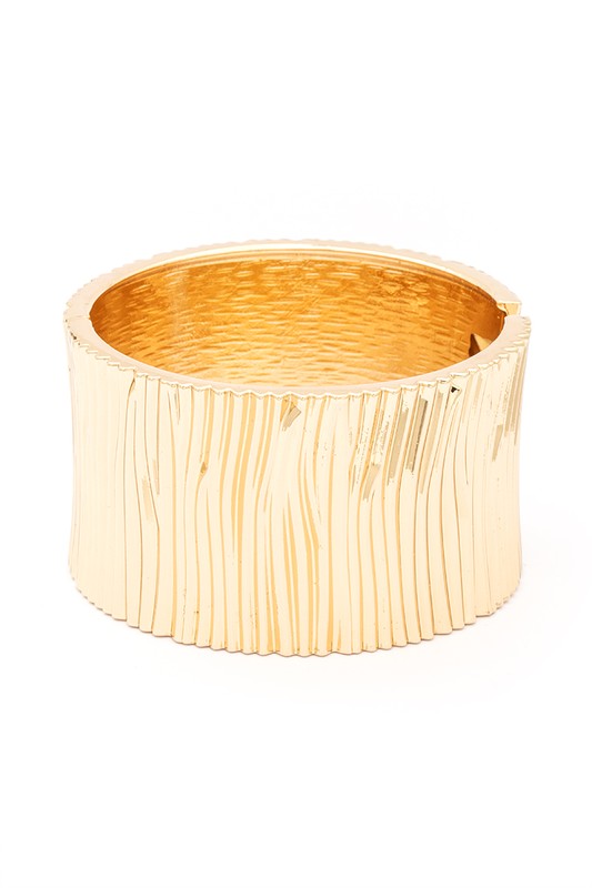 Oversize Texture Statement Bangle